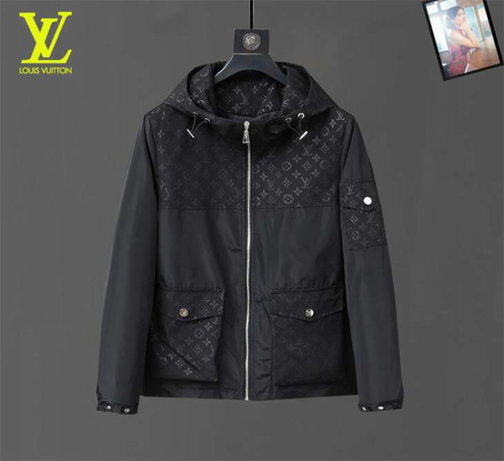Picture of Louis Vuitton Jackets _SKULVM-3XL12yn8832476